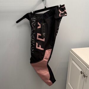 Fox Women's Black and Pink Riding Pants